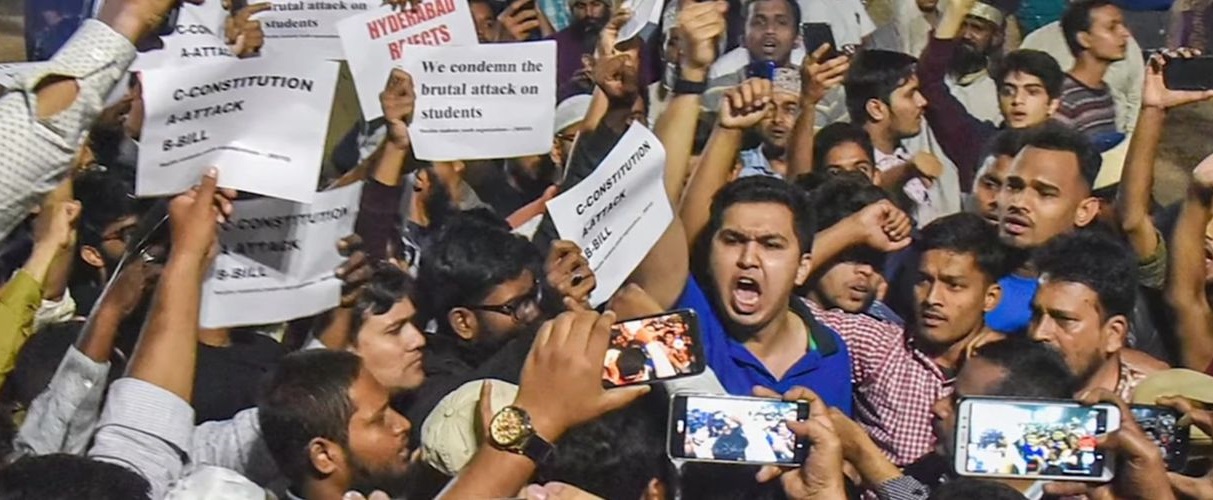 Syed Abdahu Kashaf a SOCIAL ACTIVIST BOOKED FOR COMPLAINT AGAINST I.P.S OFFICER IN HYDERABAD