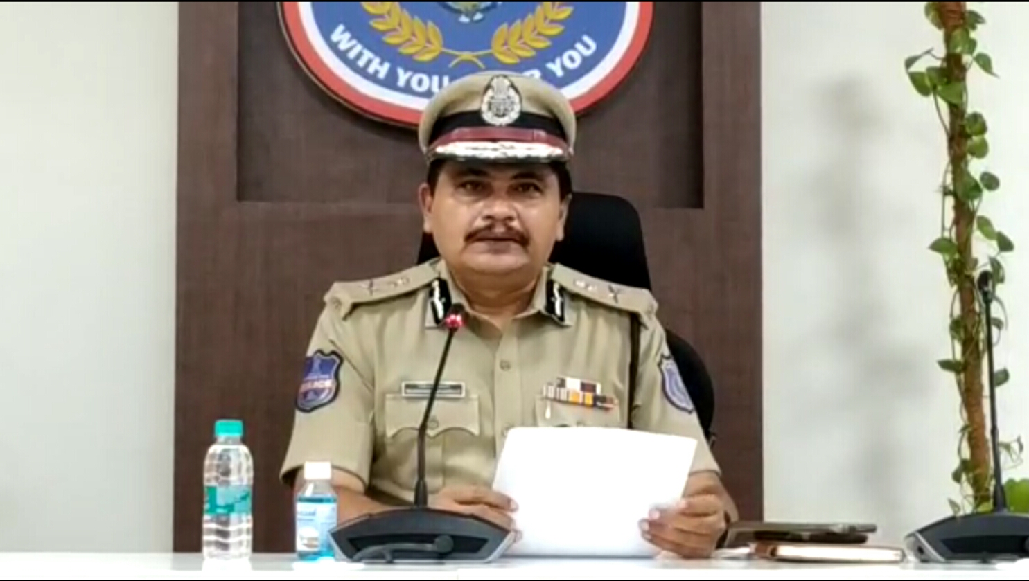  APPREHENDED TWO PROFESSIONAL NIGHT HOUSE BURGULARY INTERSTATE OFFENDERS AND RECOVERED 26 TOLAS OF GOLD ORNAMENTS, 2.5 KGs SILVER ORNAMENTS AND TWO MOTORCYCLES, NET CASH RS 1,80,000/-  and ONE LAPTOP  ALL W/RS. 17,40,000/-